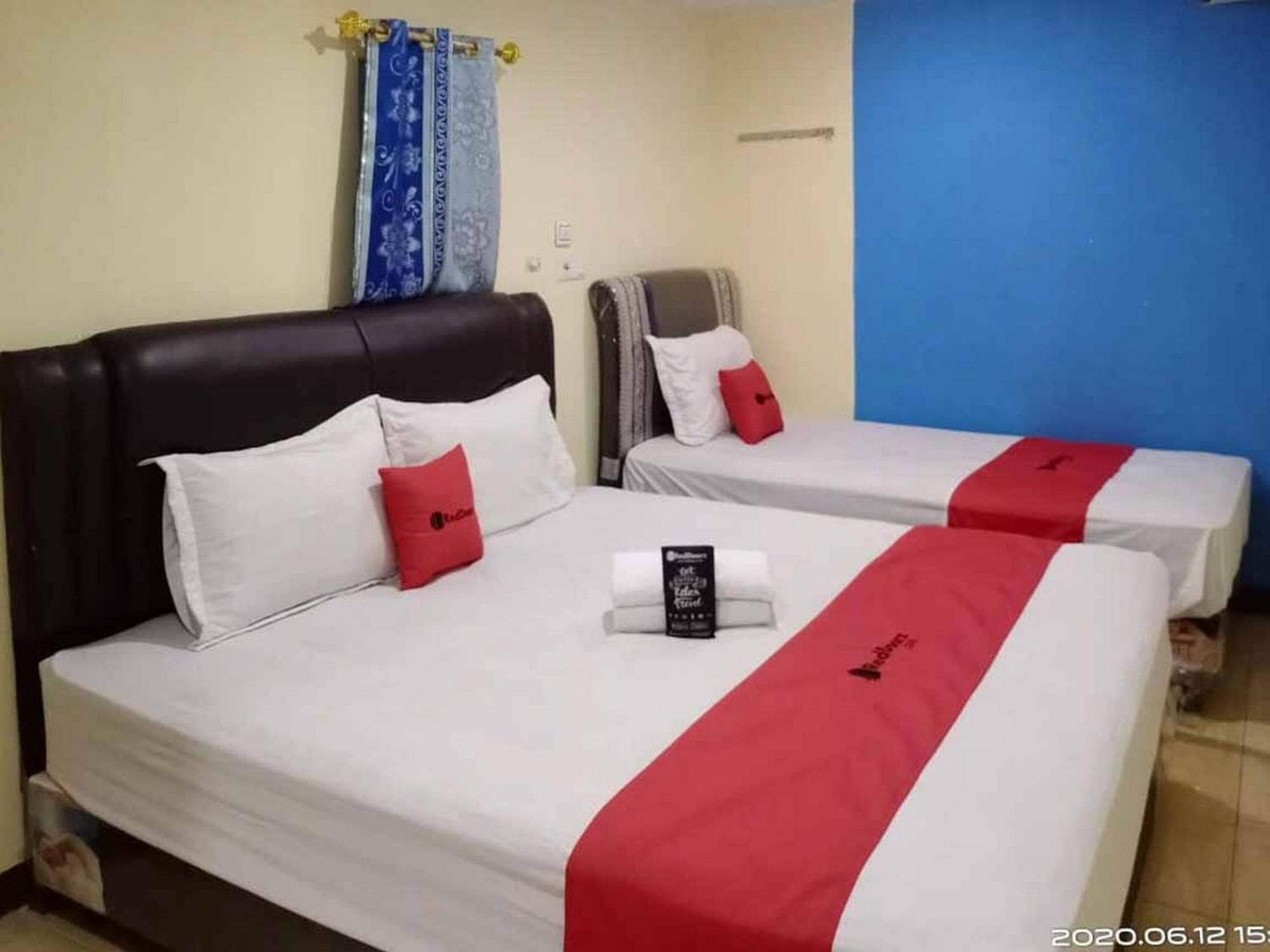 Reddoorz At Jalan Japaris Medan Ξενοδοχείο Εξωτερικό φωτογραφία